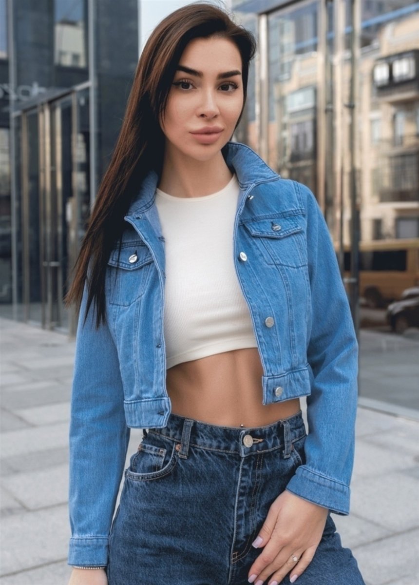 Стильная девушка Стильная девушка