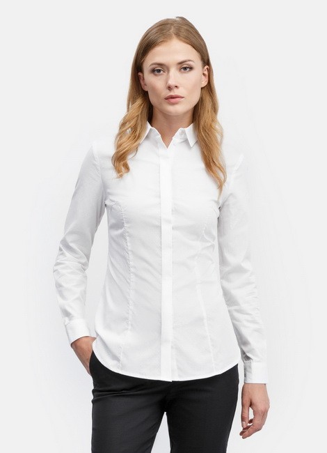 белая базовая рубашка