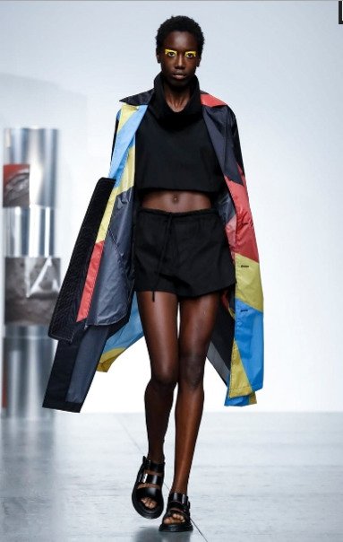 Тренд сезона черный цвет Тренд сезона черный цвет