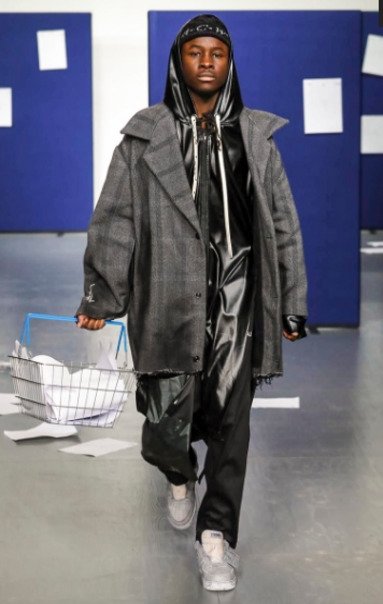 Блестящие ткани тренд сезона Блестящие ткани тренд сезона