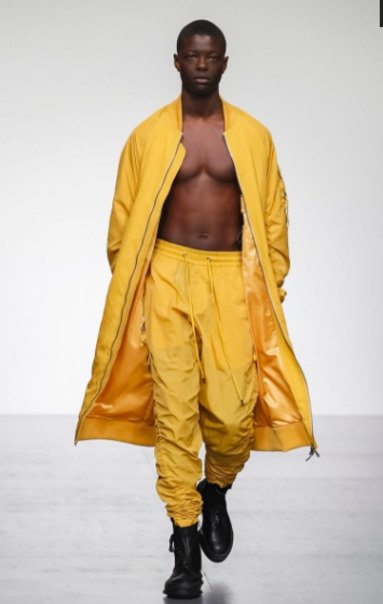 Блестящие ткани тренд сезона Блестящие ткани тренд сезона