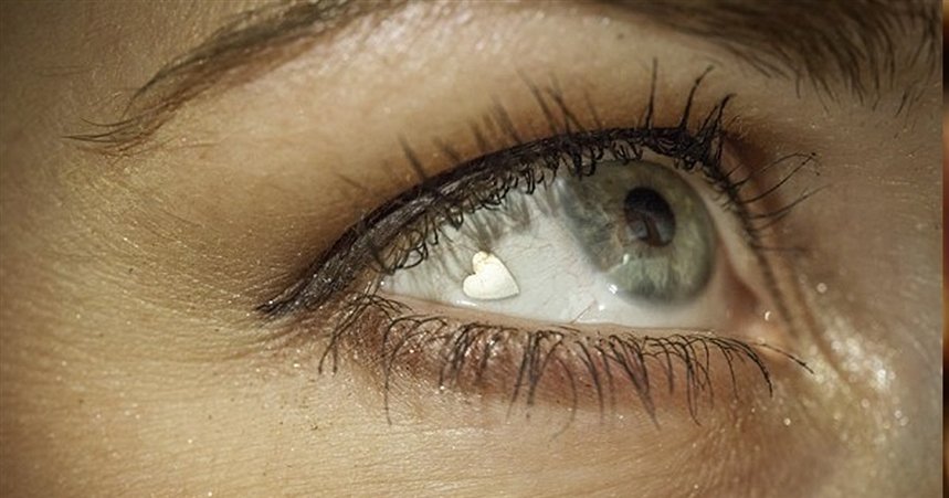 implant_v_glazu implant_v_glazu