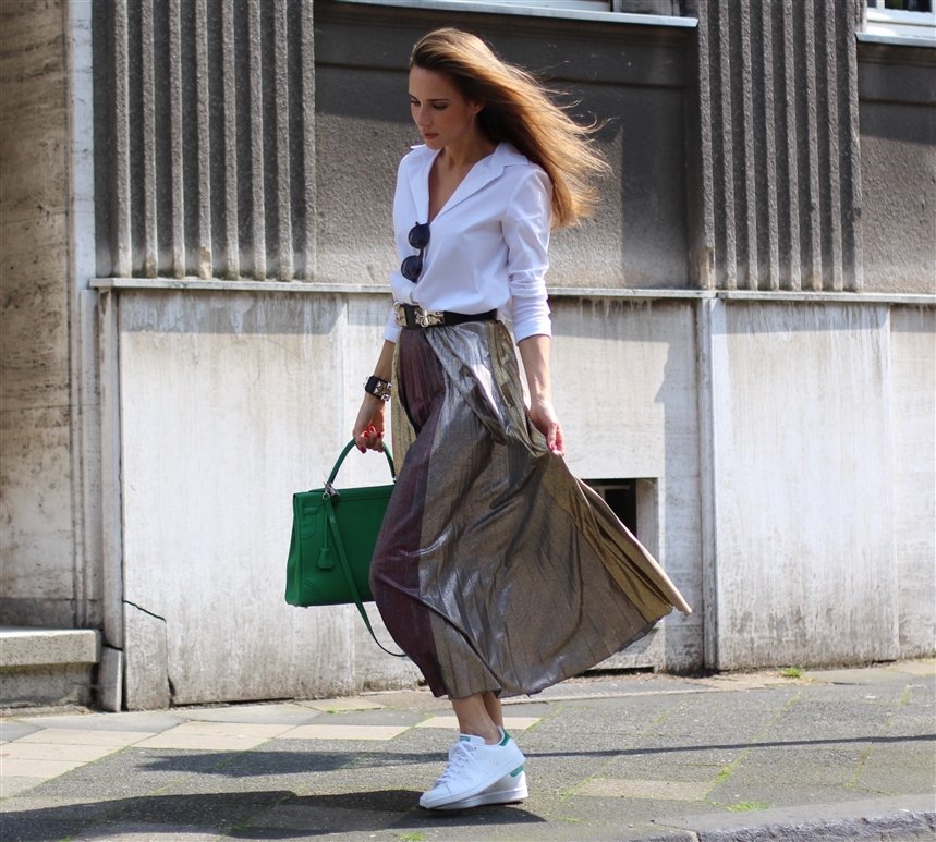 Юбка в стиле металлик Юбка в стиле металлик