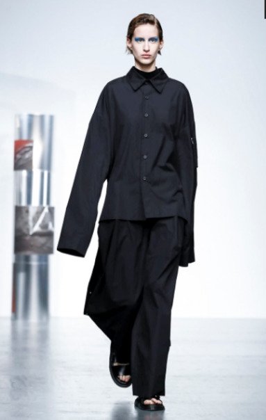 Широкие штаны новый тренд Широкие штаны новый тренд