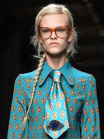 Девушка Девушка