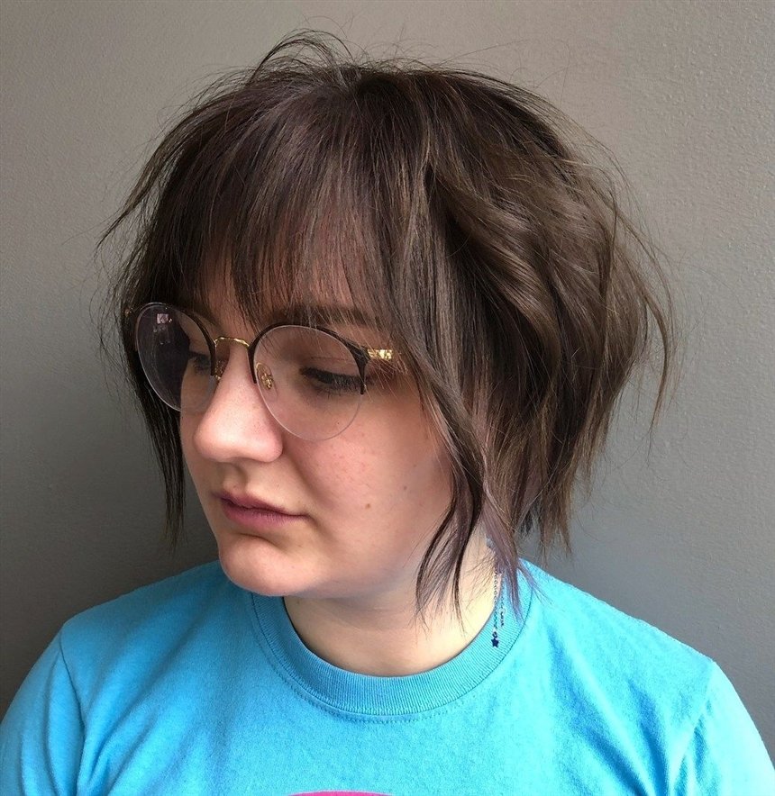 Прически для круглолицых дам