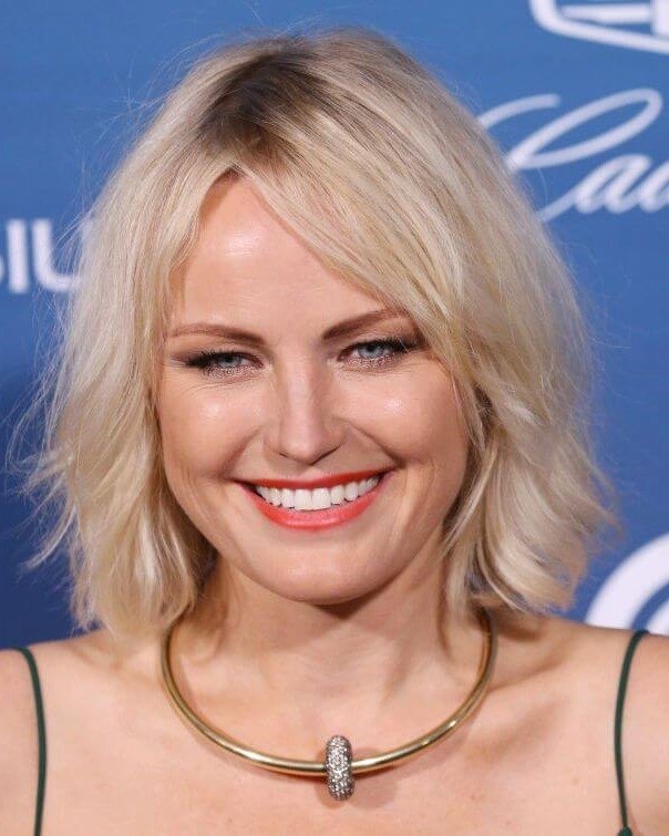 Прически для круглолицых дам