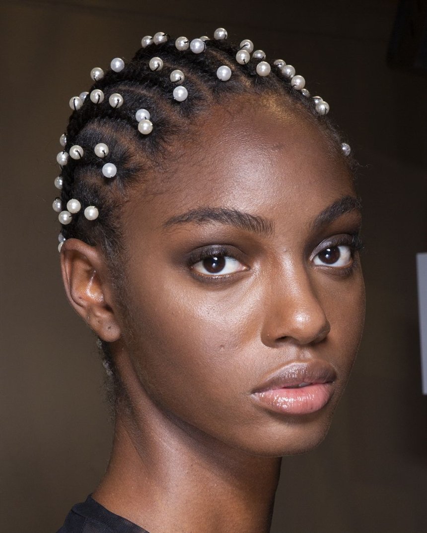 Украшения в косах Украшения в косах