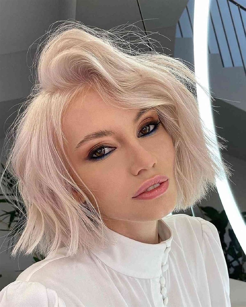 Прически для круглолицых дам