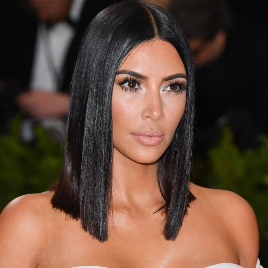 Блант с пробором посередине Блант с пробором посередине