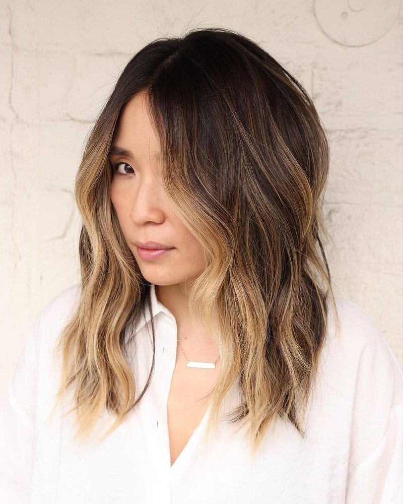 Прически для круглолицых дам