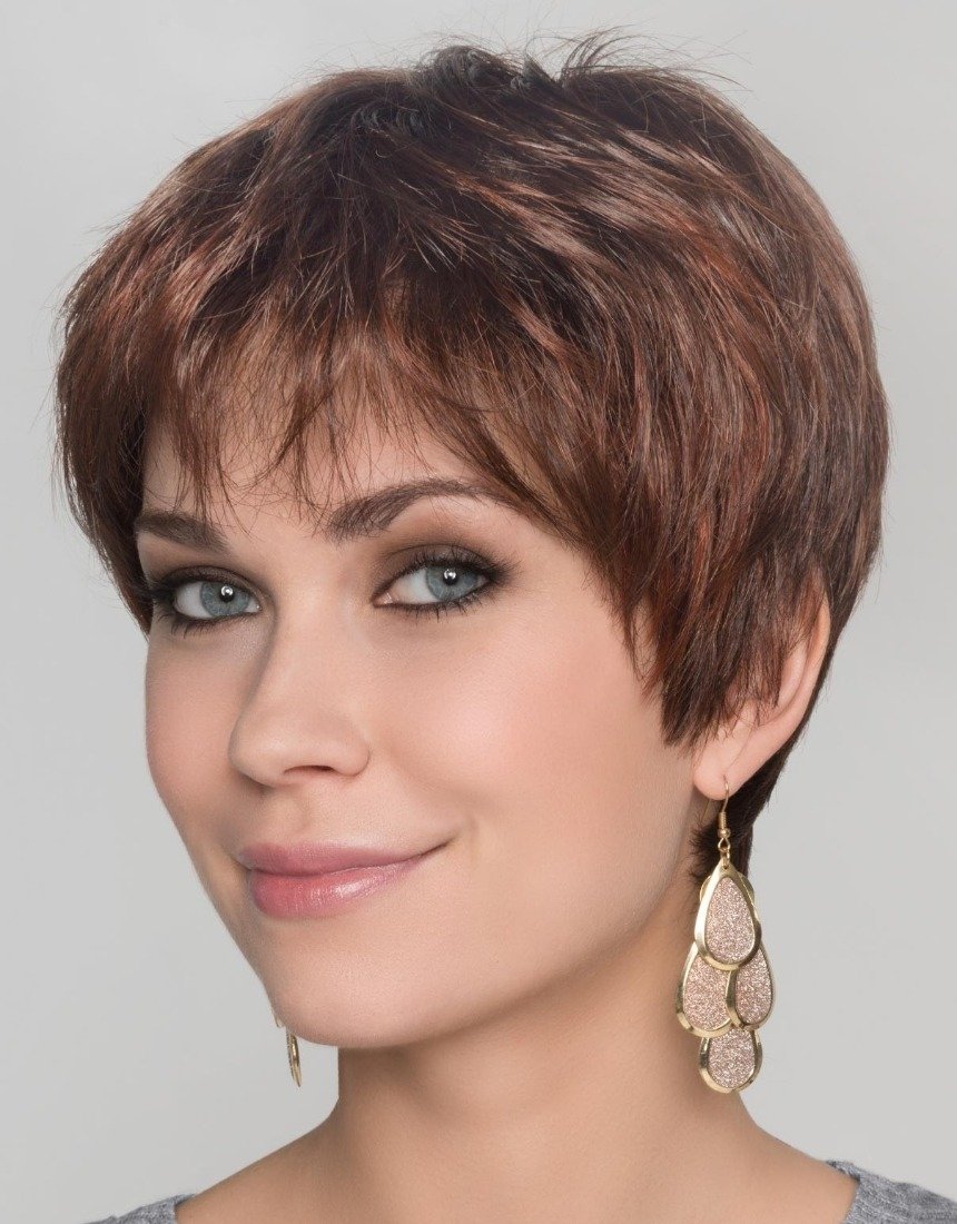 Модная женская стрижка