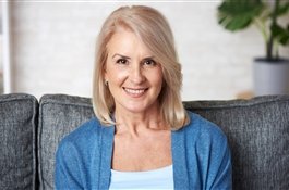 Все виды стрижки каре для женщин за 50