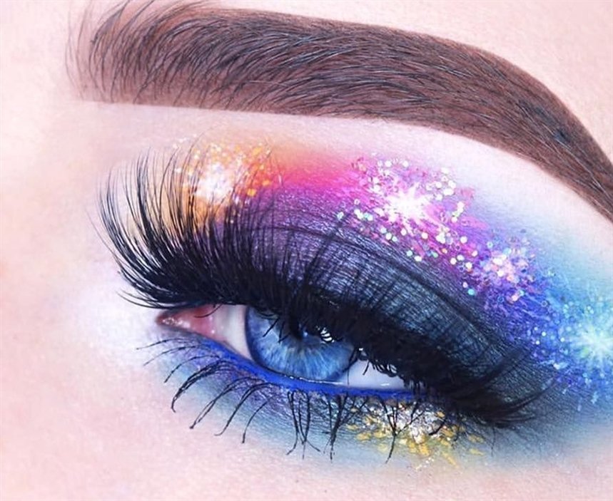 Макияж с салютом Макияж с салютом