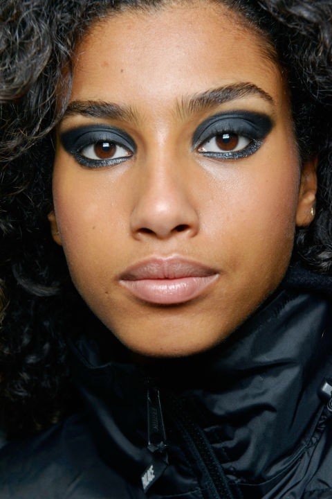 Девушка Девушка