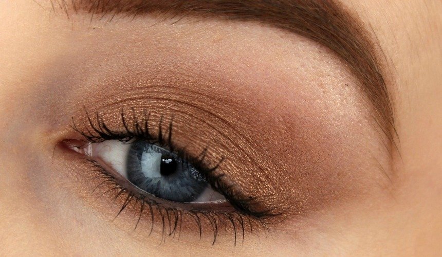 Коричневые тени 