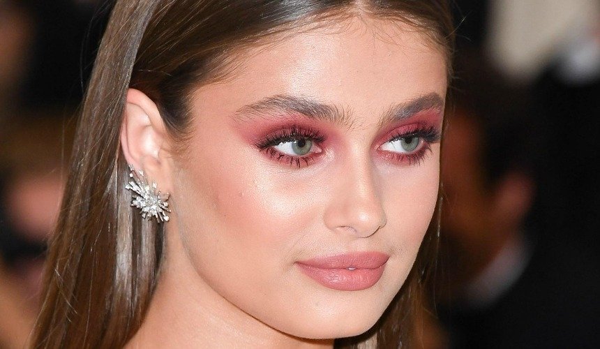 Розовые тени 