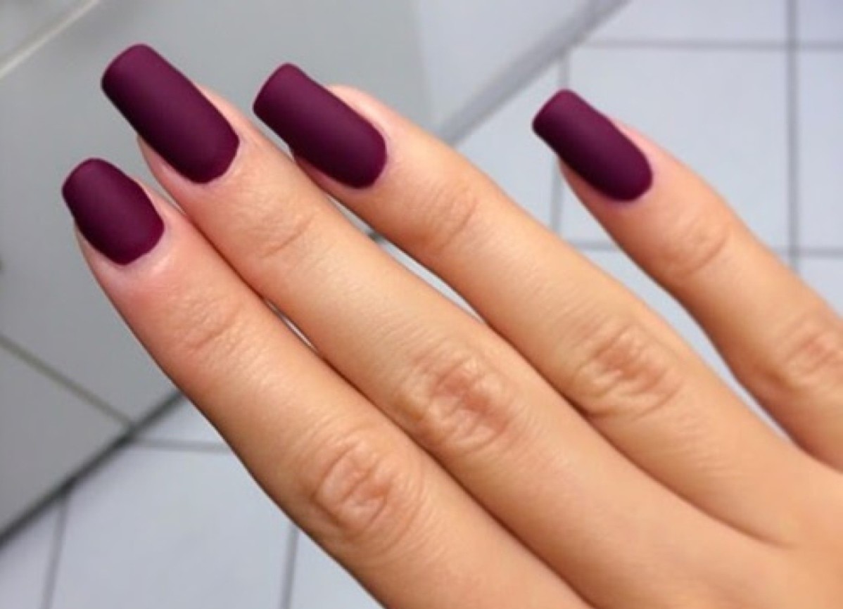 матовый маникюр