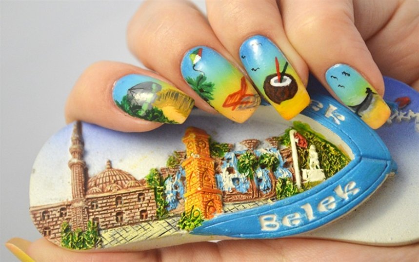 Маникюр с пляжем Маникюр с пляжем