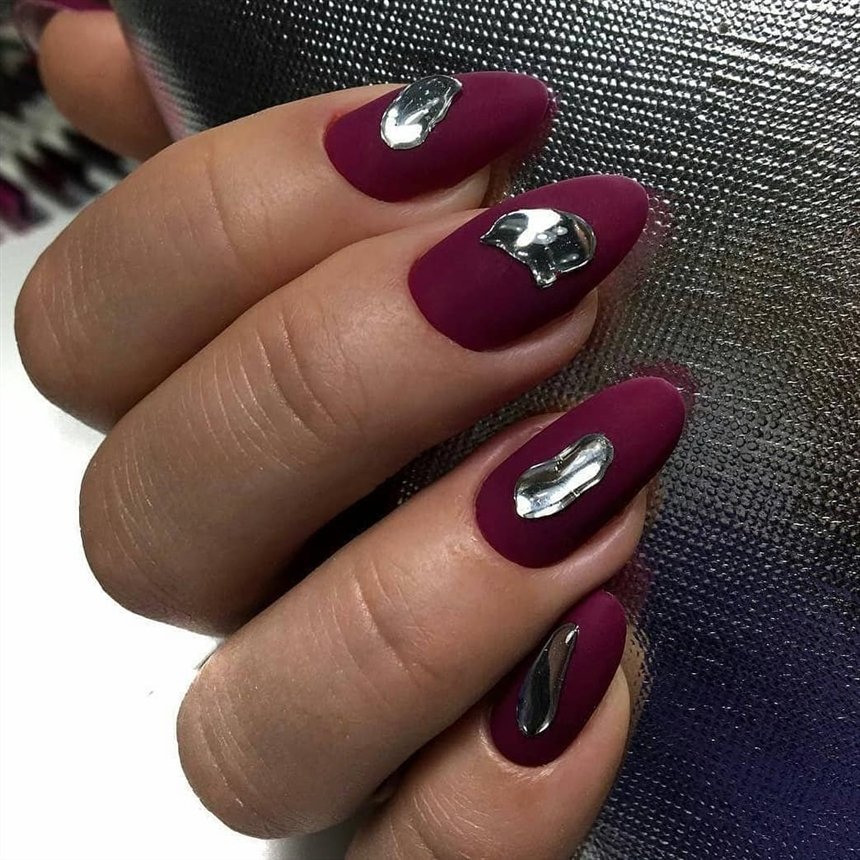 Модный маникюр в 2022 году Модный маникюр в 2022 году