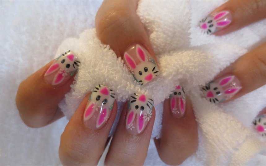 Пасхальный маникюр и зайки