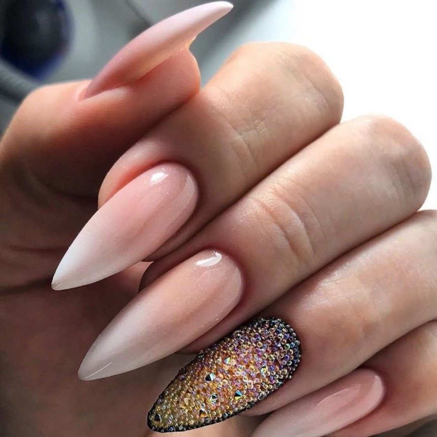 Модный маникюр 2023