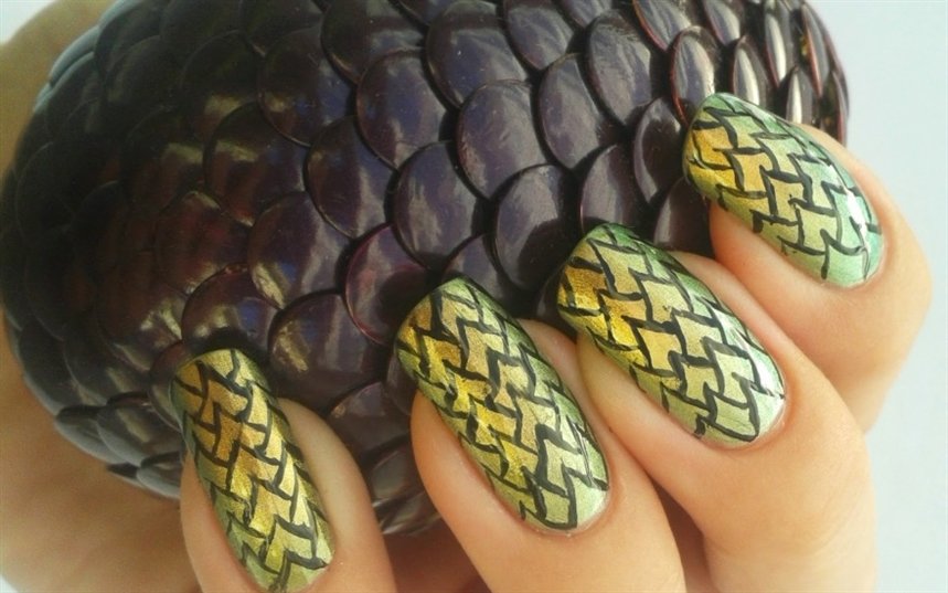 Пасхальный маникюр дракон Пасхальный маникюр дракон