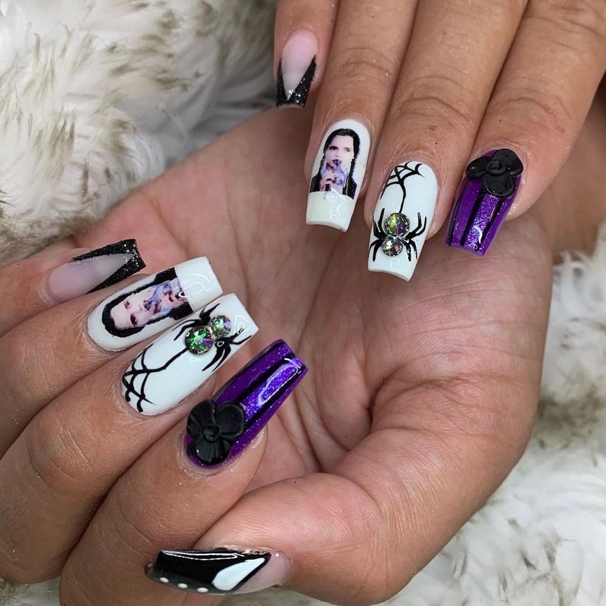 Семейка Аддамс