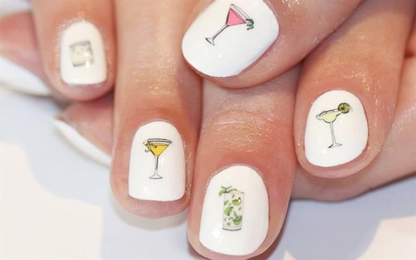 Маникюр с коктейлями Маникюр с коктейлями