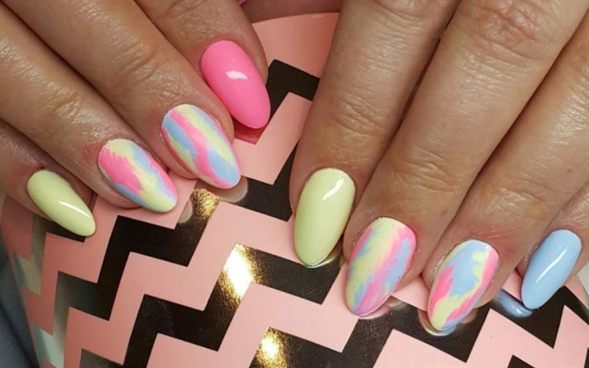 Пасхальный маникюр омбре Пасхальный маникюр омбре