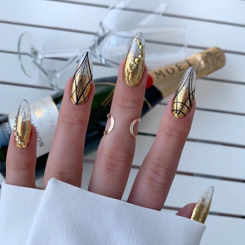 Модный маникюр 2023