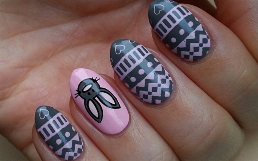 Пасхальный маникюр серо-розовый Пасхальный маникюр серо-розовый