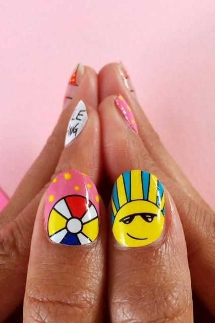 Пляжные рисунки на ногтях