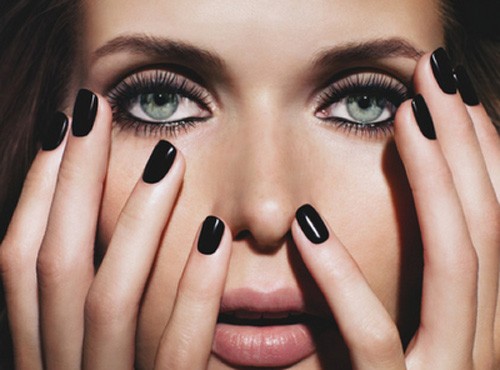 Черные ногти