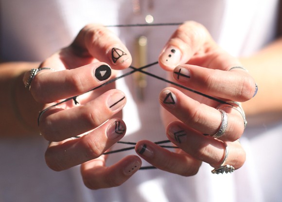 геометрия в маникюре