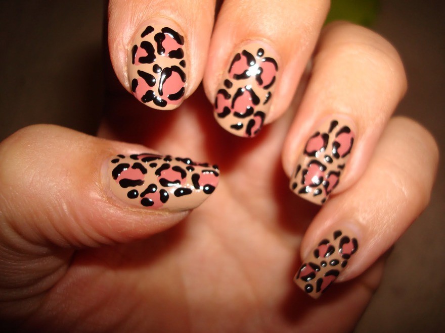 Антитренд маникюр