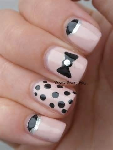 Розовый лак на ногтях Розовый лак на ногтях