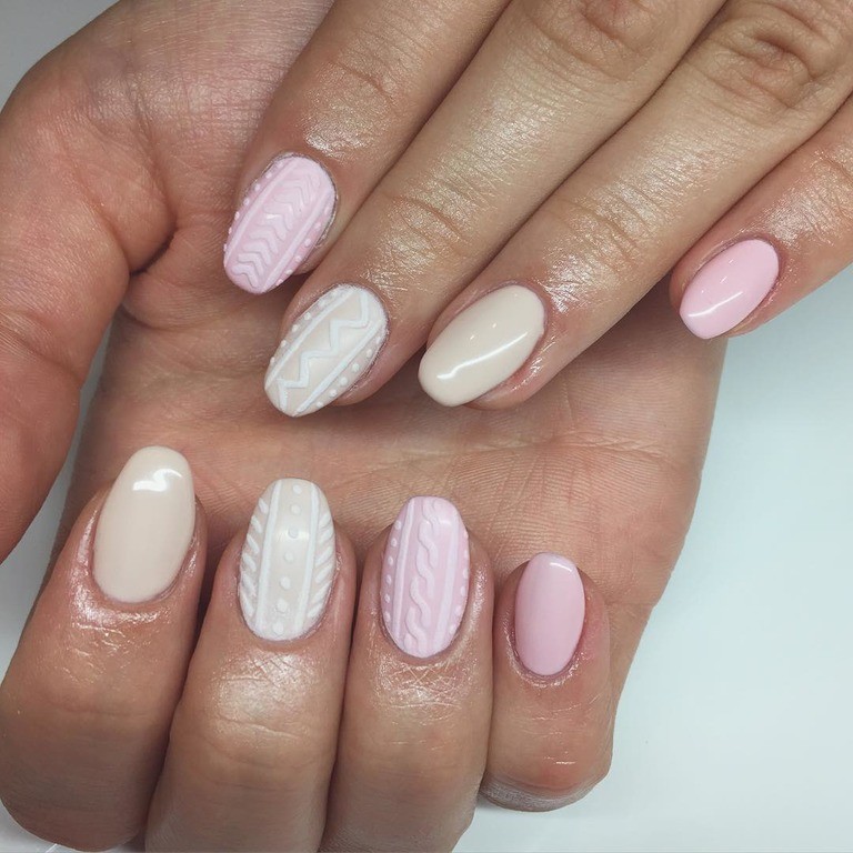 Объемный маникюр