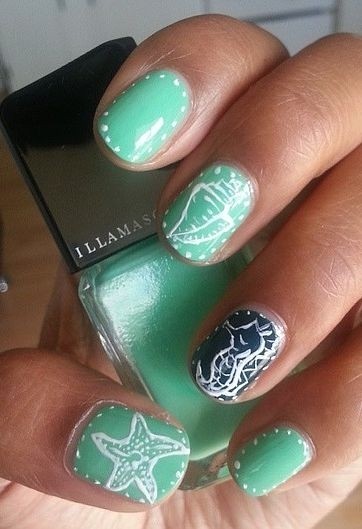 Морской дизайн на ногтях