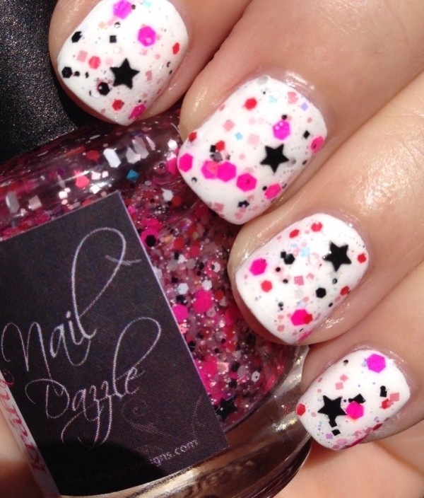 Блестки и звезды на ногтях Блестки и звезды на ногтях