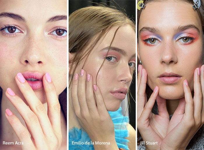 Женственный розовый маникюр