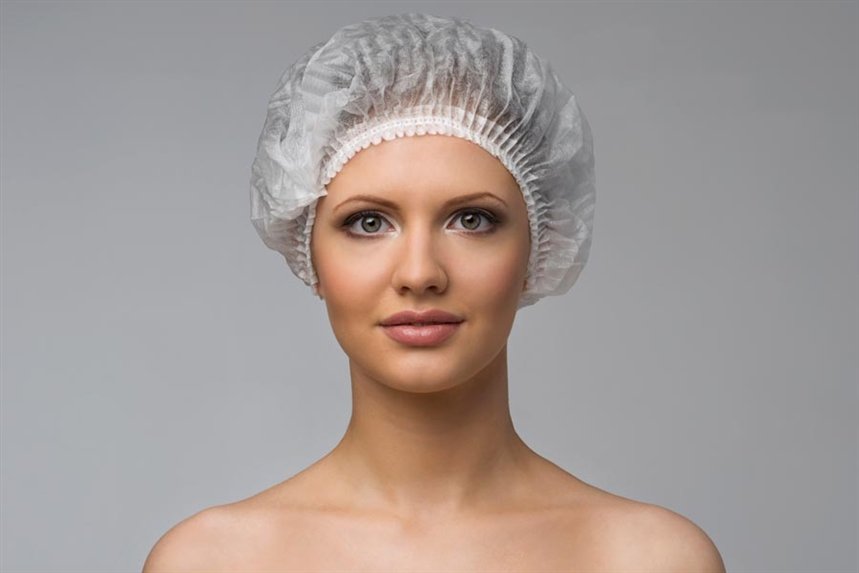 volosi_pod_bannoi_schapochkoy