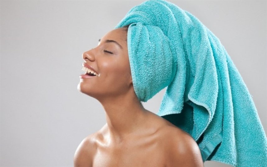 Нельзя тереть мокрые волосы Нельзя тереть мокрые волосы