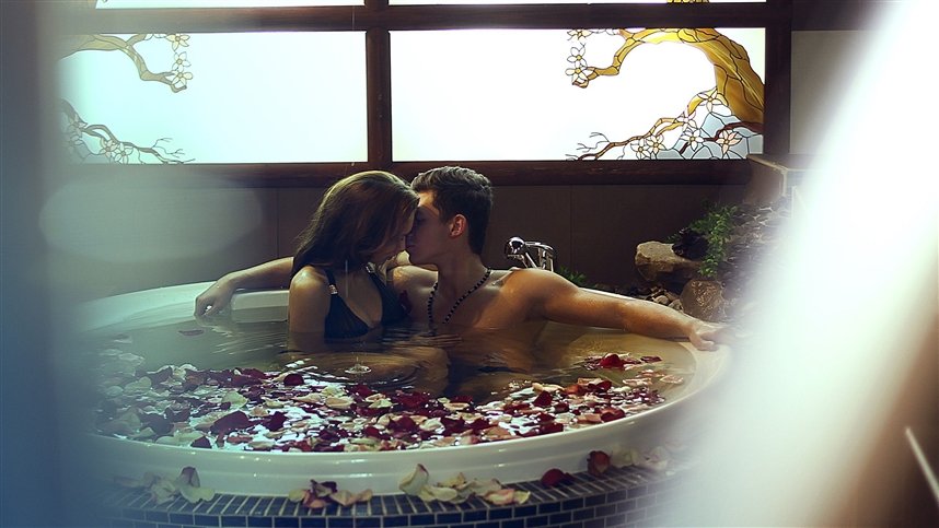 Двое в одной ванне Двое в одной ванне