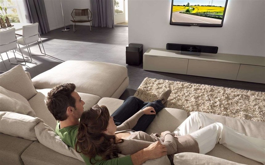 Признаки того, что женщина нравится мужчине Признаки того, что женщина нравится мужчине