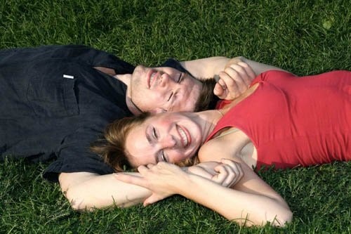 Хвалите и восхищайтесь любимым человеком Хвалите и восхищайтесь любимым человеком