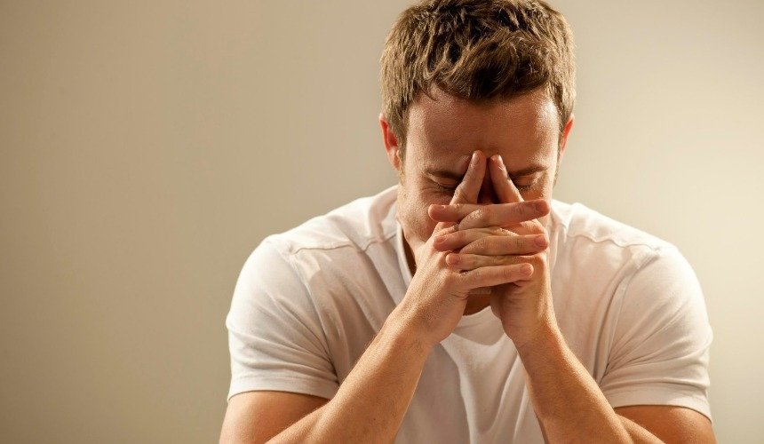 Задумчивый мужчина 