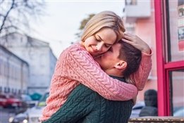 Как понять его чувства по тому, как он обнимает