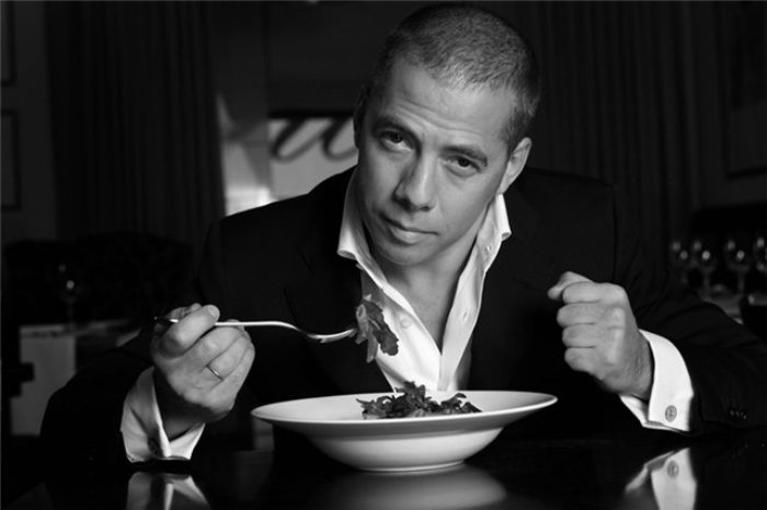 Ищи их в барах и ресторанах Ищи их в барах и ресторанах