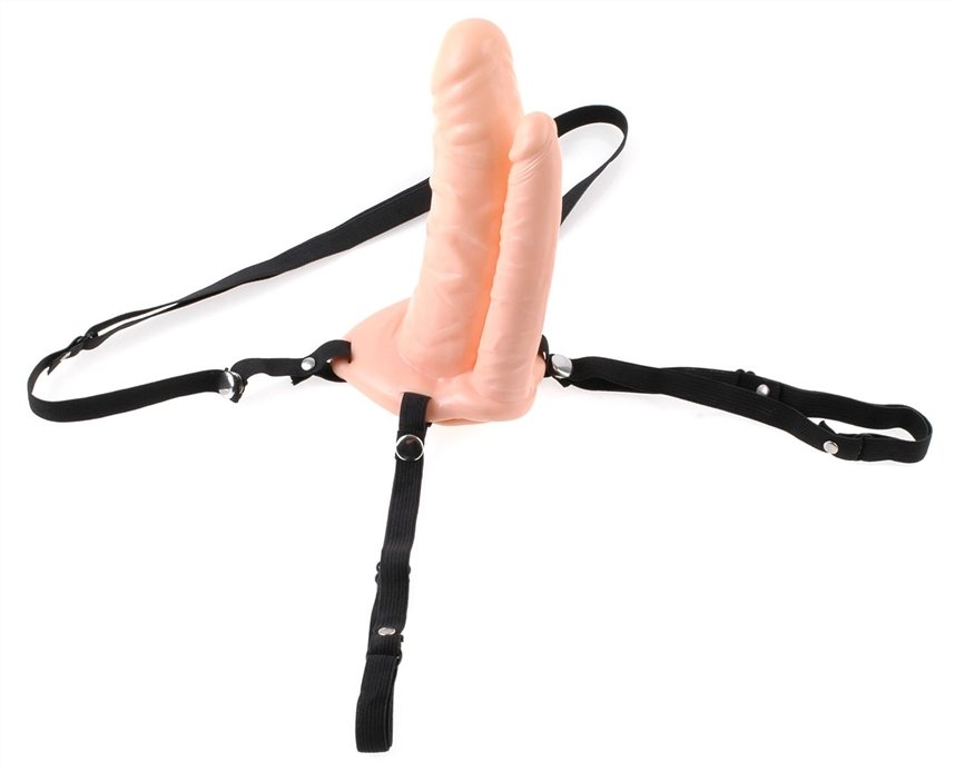 Страпон для двойного проникновения